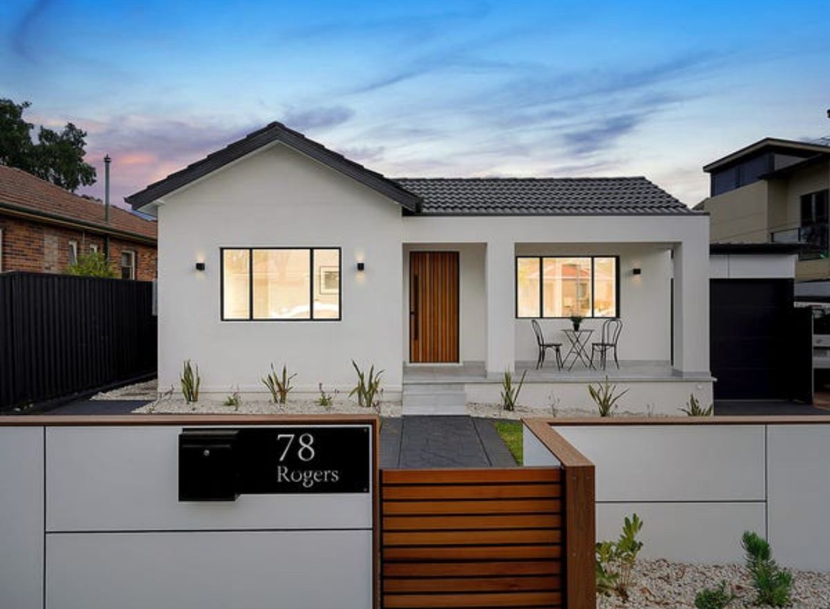 Front facade with timber gate, Roselands